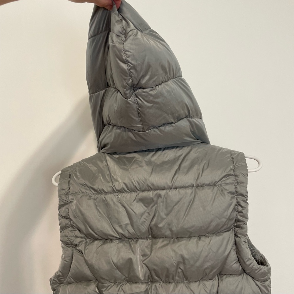 EDDIE BAUER 550 Fill Power GOOSE DOWN Puffer Vest Gray Grey Hooded Winter Small - Picture 15 of 16